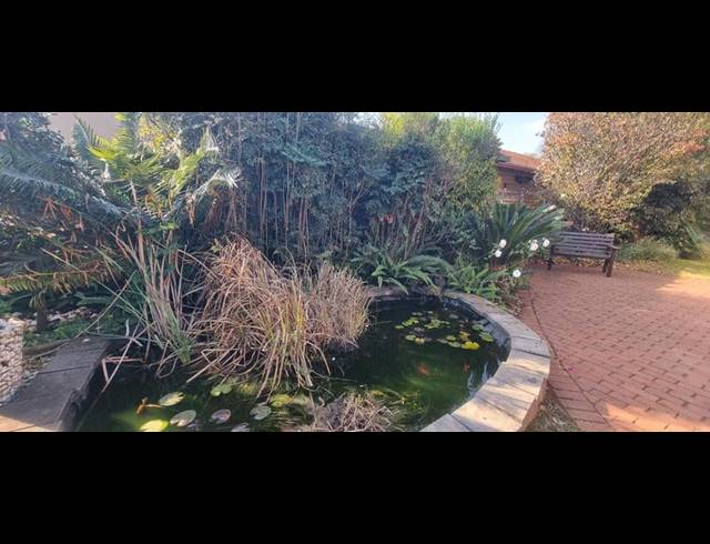 5 BEDROOM HOUSE FOR SALE IN WIERDA PARK